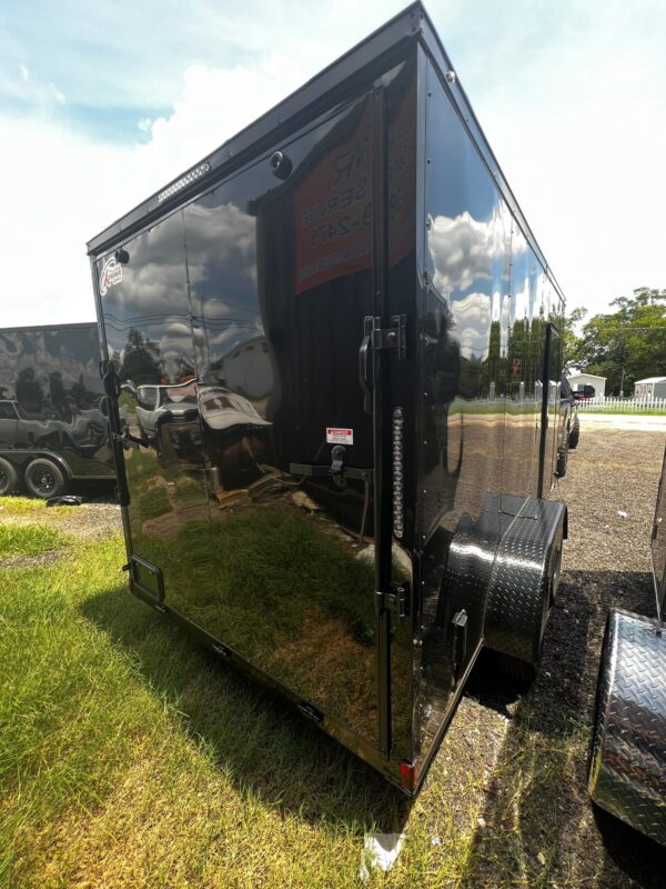 2025 7x16 Xtreme Cargo Enclosed Trailer - Image 3