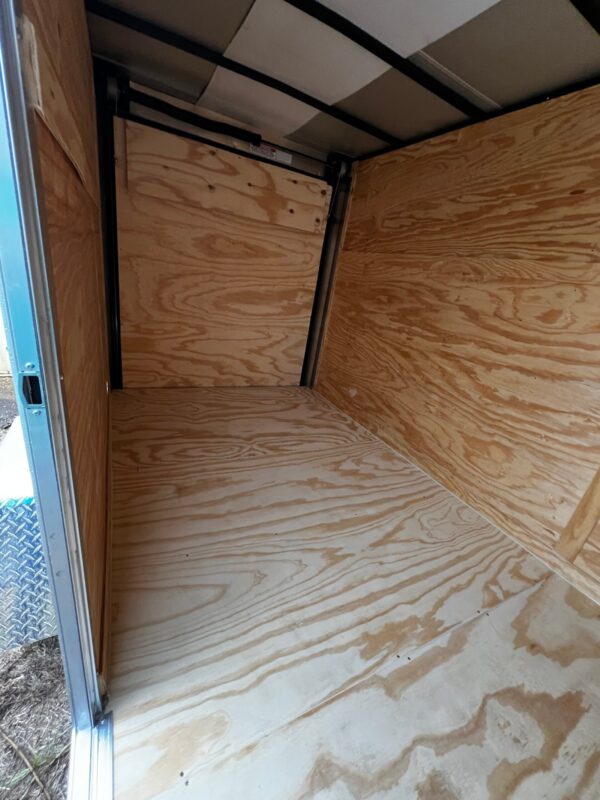 2025 6x12 Xtreme Cargo Enclosed Trailer - Image 5