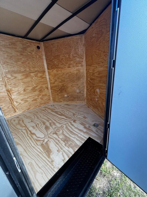 2025 8.5x24 Xtreme Cargo Hauler Trailer - Image 4