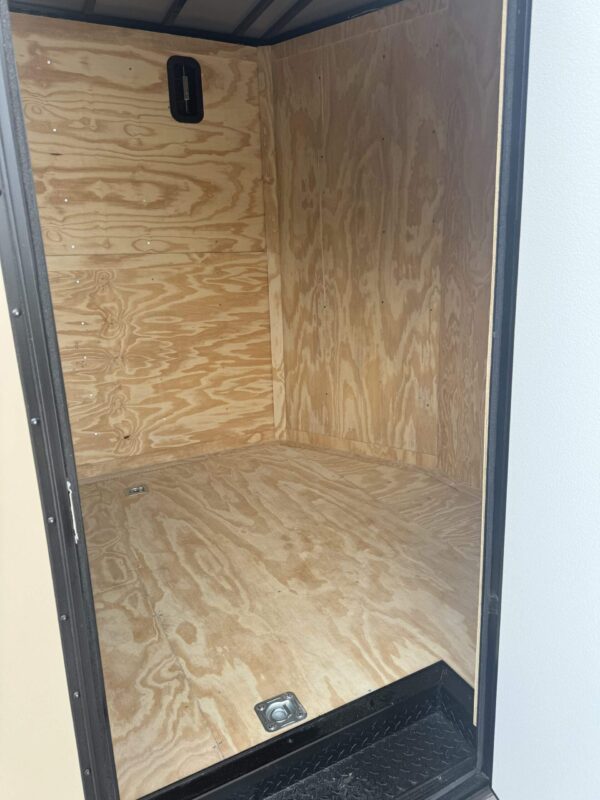 2025 8.5x22 Titanium Enclosed Trailer - Image 3